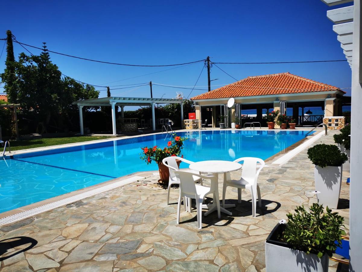 איוס סטפנוס Nafsika Hotel מראה חיצוני תמונה
