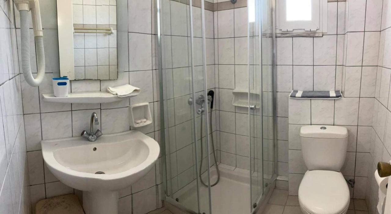 איוס סטפנוס Nafsika Hotel מראה חיצוני תמונה