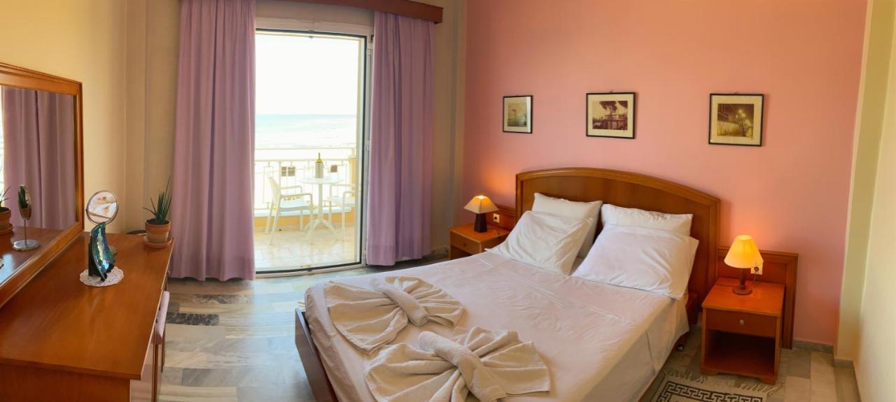 איוס סטפנוס Nafsika Hotel מראה חיצוני תמונה